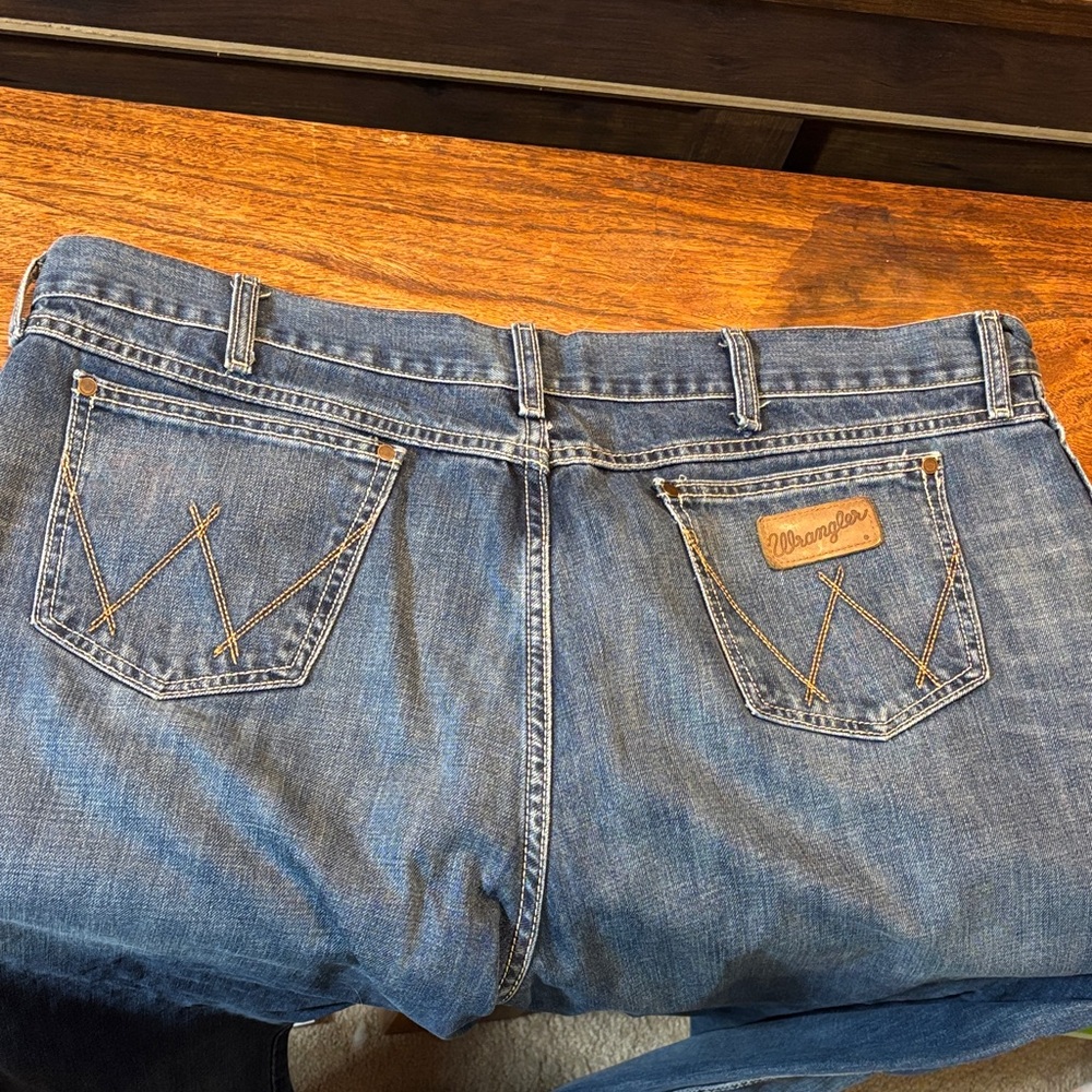 Wrangler Men's Classic Denim Jeans